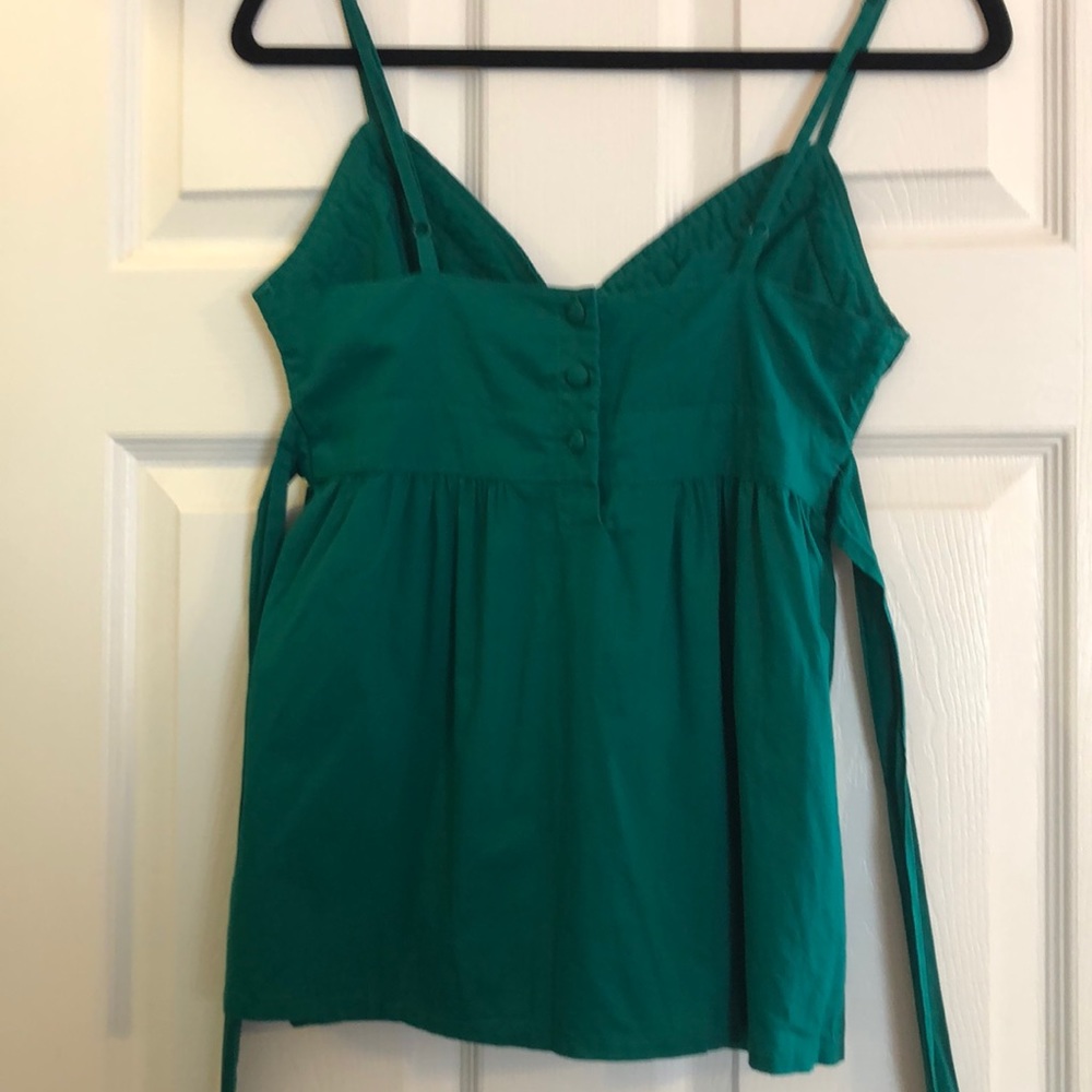 V Neck Tank - Picture 3 of 4